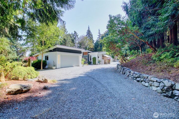 Property Photo:  27  Can Ku Road  WA 98282 