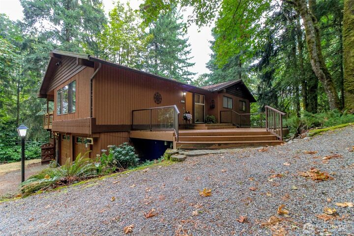 Property Photo: 4917 145th Avenue SE WA 98006