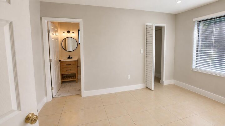 Property Photo: 6220 SW 27th Street 3 FL 33023