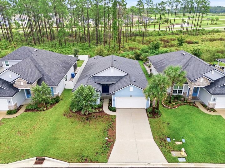 Property Photo:  163 Bermudez Way  FL 32095 