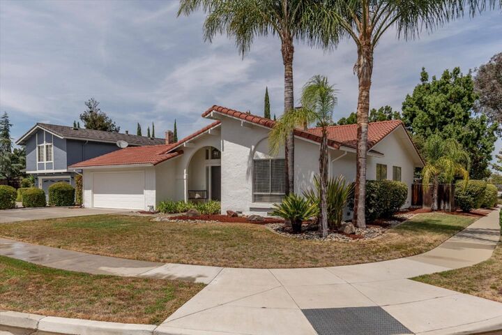 Property Photo:  1407 Dot Court  CA 95120 