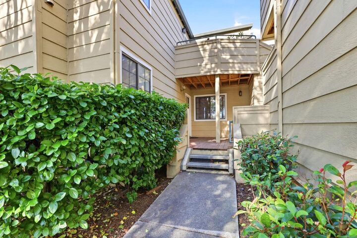 Property Photo: 3241 Heather Ridge Court CA 95136