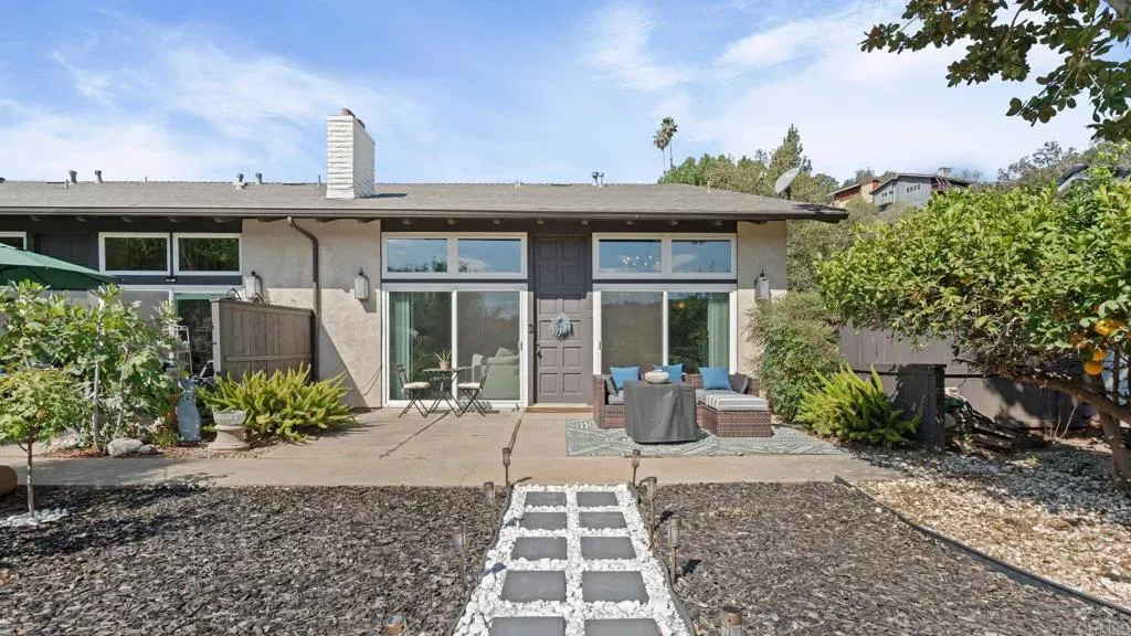 Property Photo:  3404 Oak Cliff Drive 5  CA 92028 