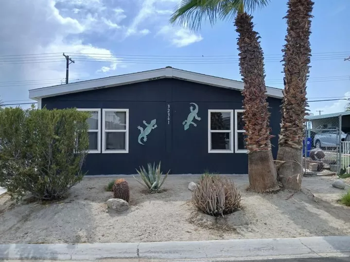 Property Photo: 32361 Wells Fargo CA 92276