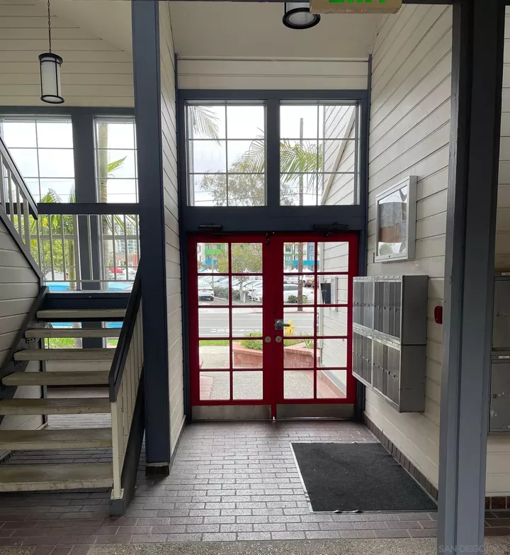 Property Photo: 3950 Cleaveland Ave CA 92103