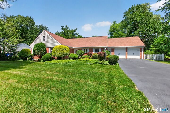 Property Photo:  80 Belknap Road  CT 06117 
