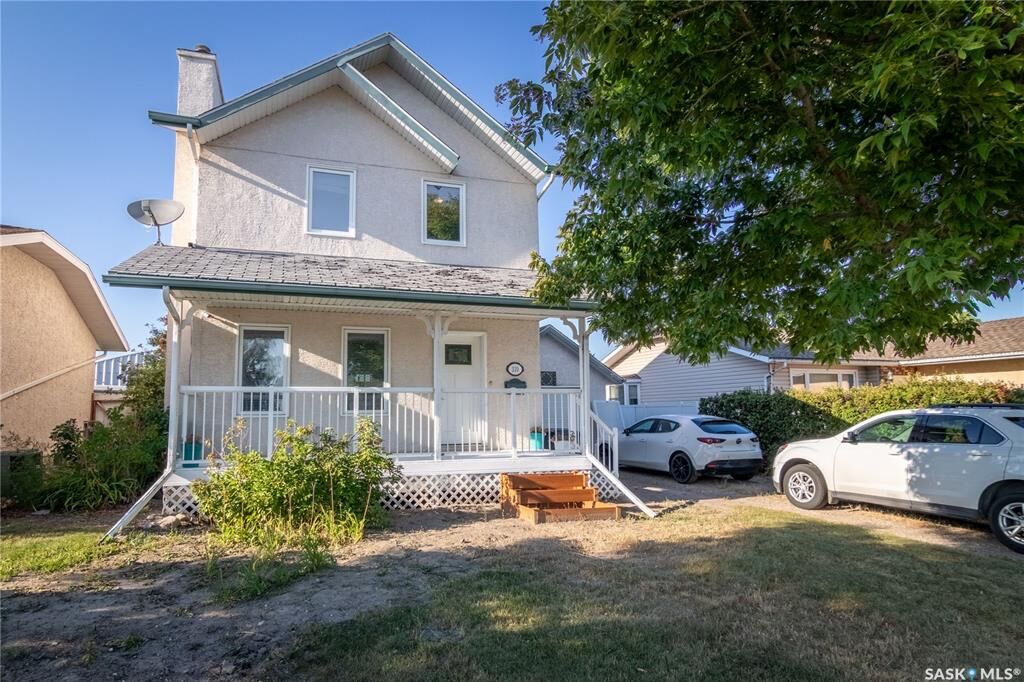Property Photo:  310 Assiniboia Street  SK S0G 0E0 