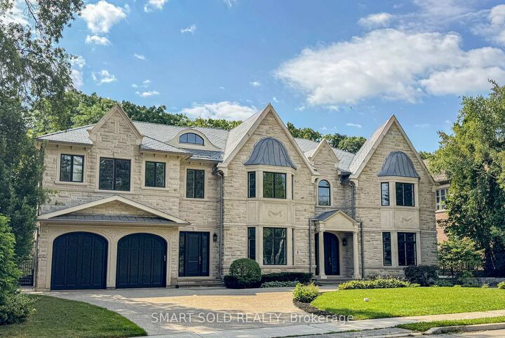 Property Photo: 9 Saintfield Avenue ON M3C 2M5