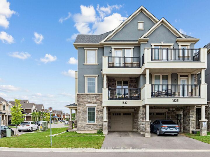 Property Photo: 1537 Moira Crescent ON L9E 1Y1