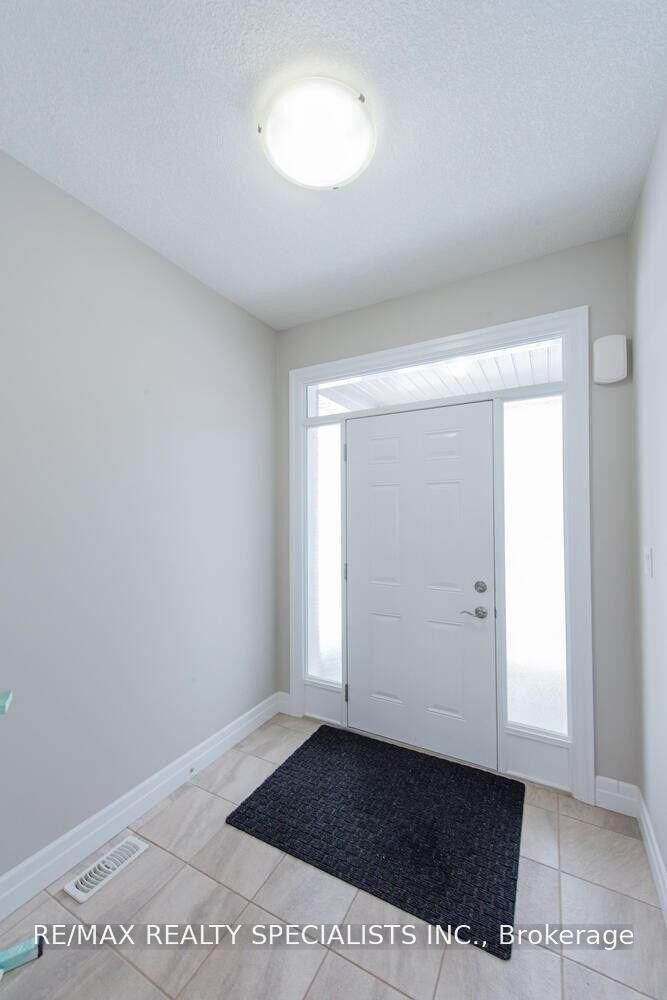 Property Photo: 3251 Turner Crescent ON N6M 0B1