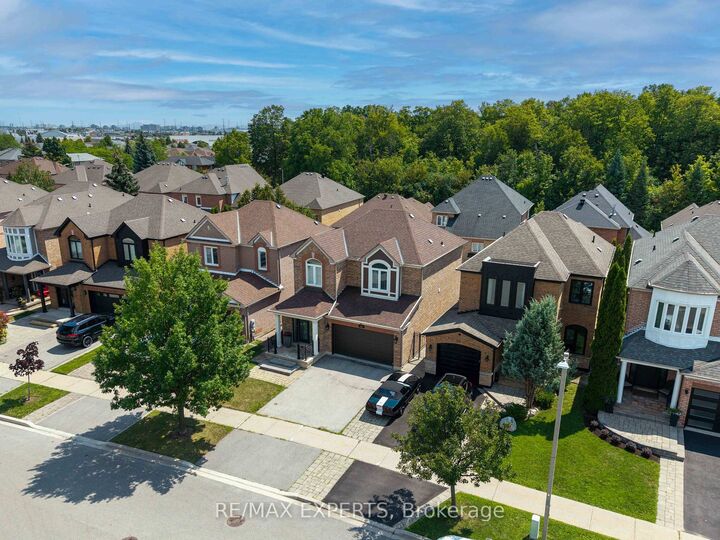 Property Photo: 255 Matthew Drive ON L4L 9B4
