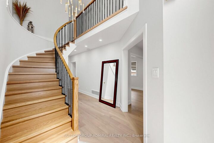Property Photo: 50 Springer Drive ON L4C 0G1