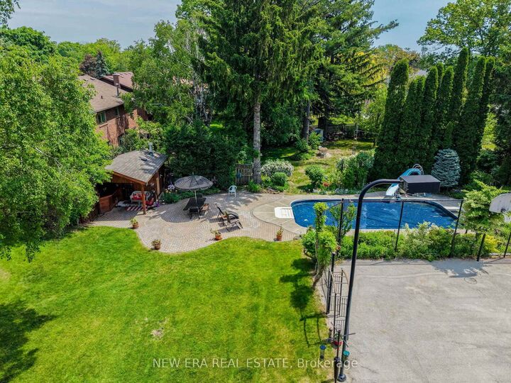 Property Photo: 37 Glenthorne Drive ON M1C 3S9