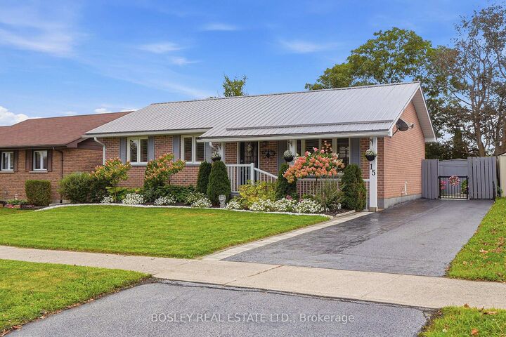 Property Photo:  15 Wilson Avenue  ON K9V 5S1 