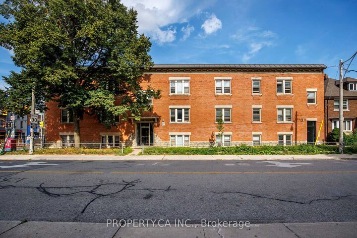 Property Photo:  97 Northcliffe Boulevard 9  ON M6H 3H3 