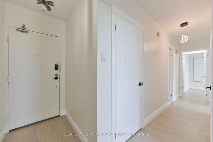 Property Photo: 4101 Sheppard Avenue E 207 ON M1S 3H3