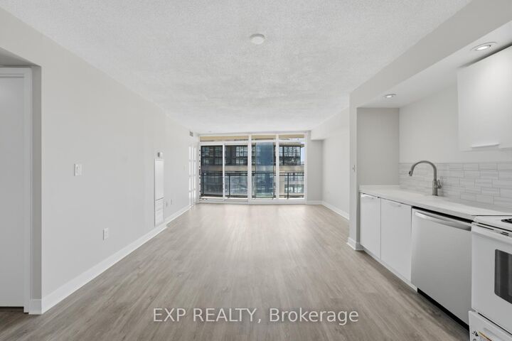 Property Photo: 25 Capreol Court 810 ON M5V 3Z7