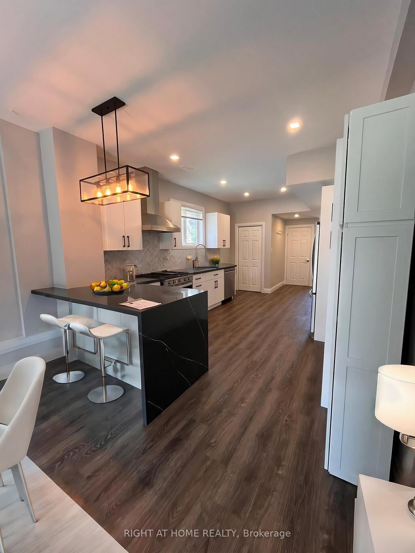 Property Photo: 116 Maplewood Drive ON L0M 1B4