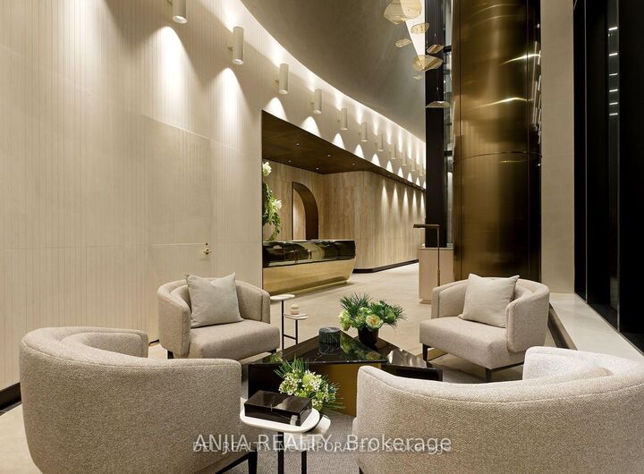 Property Photo: 480 Front Street W 1011 ON M5V 0V5