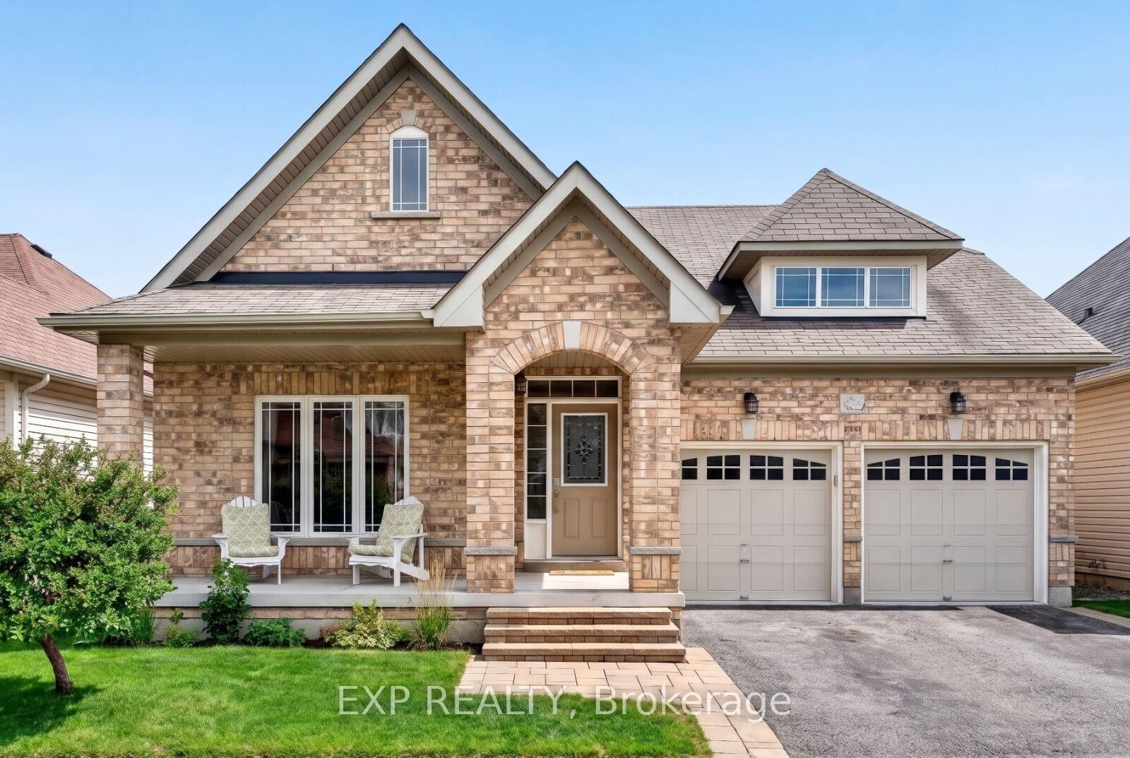 Property Photo: 17 Wyndham Circle ON L0E 1R0