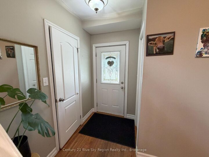 Photo de la propriété:  172 Fourth Avenue E  ON P1B 1N1 