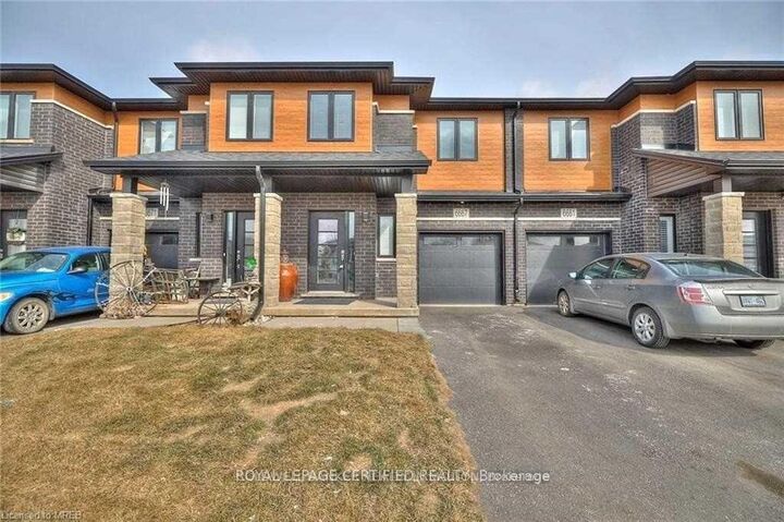 Property Photo: 6667 Cropp Street ON L2E 7B3