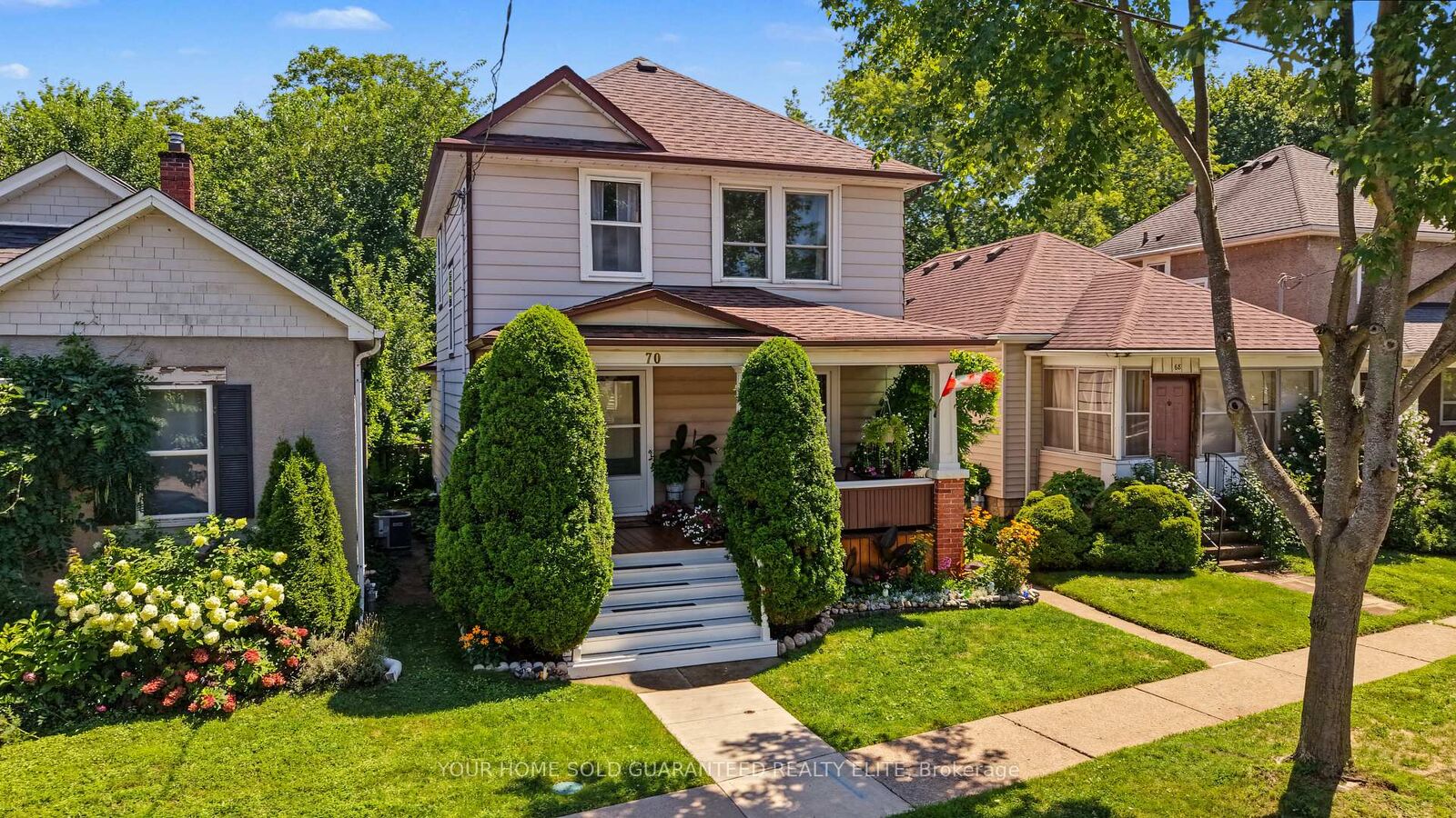 Property Photo:  70 Woodland Avenue  ON L2R 5A3 