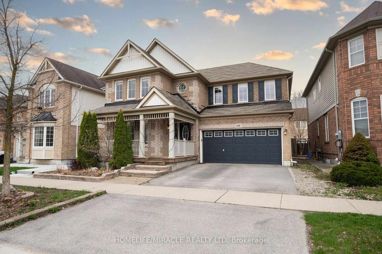 Property Photo: 151 Baldwin Drive Upper ON N3C 0B3
