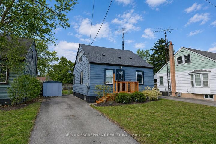 85 Grass Avenue — photo 1