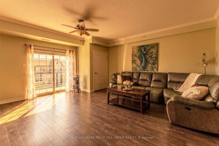 Property Photo: 40 Ferndale Drive S 402 ON L4N 2L3