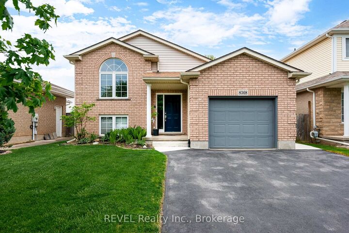Property Photo:  8368 Racey Avenue  ON L2H 3M7 