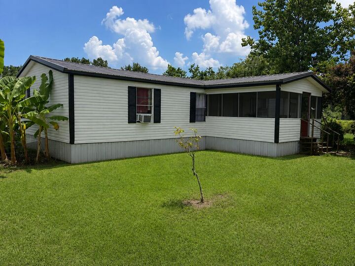 Property Photo:  8966 Salem Church Road  GA 31632 