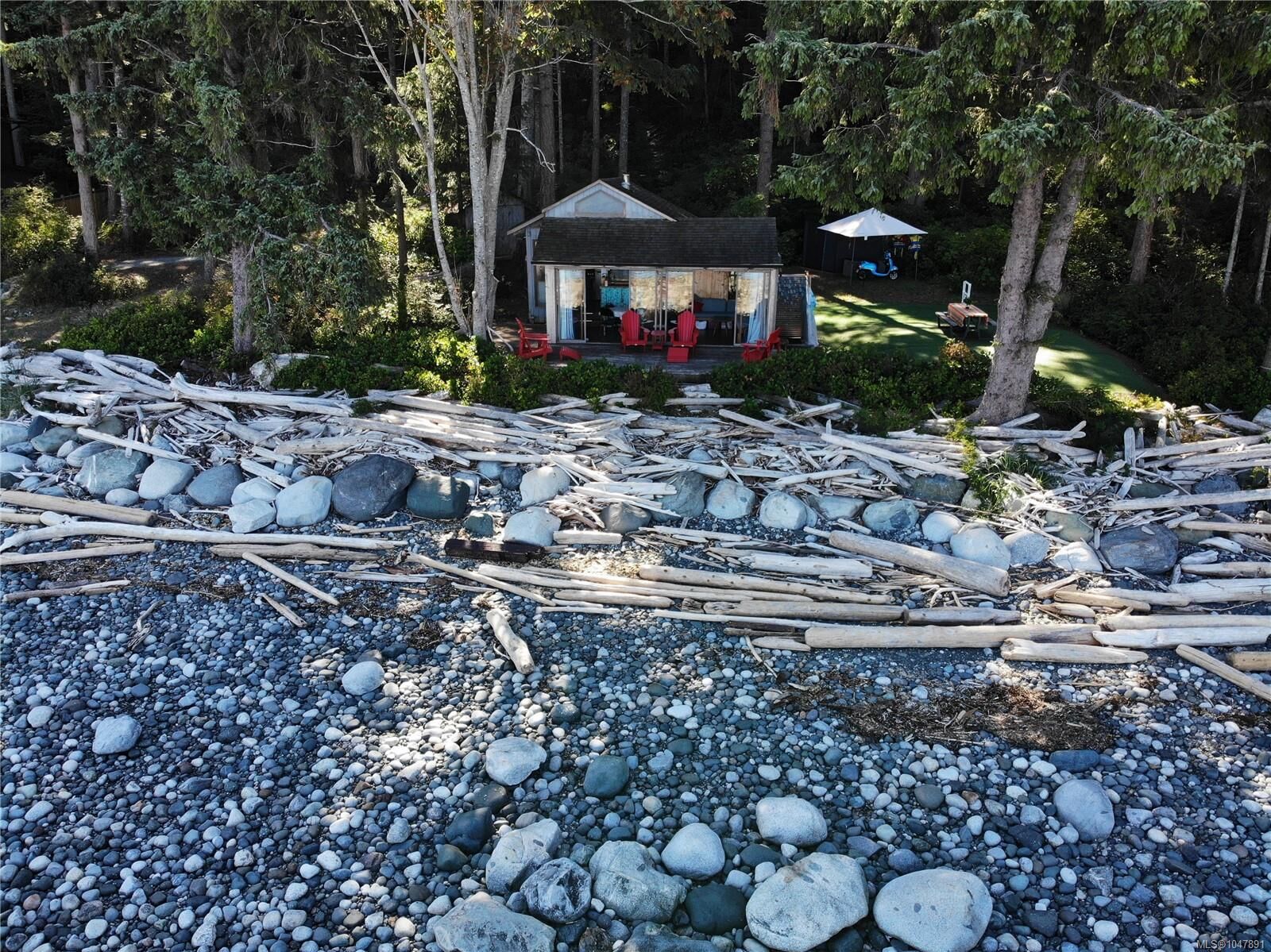 Property Photo: 628 Wa Wa Kie Rd BC V0P 0A8