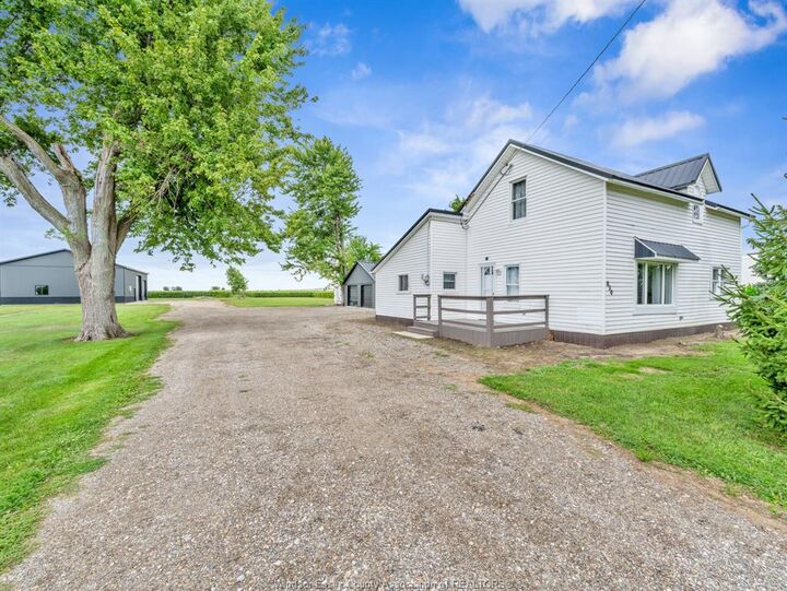 Property Photo: 830 Mersea Road 10 ON N0P 2J0