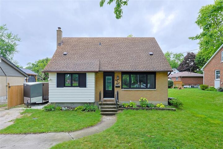 808 Rosedale Avenue — photo 1