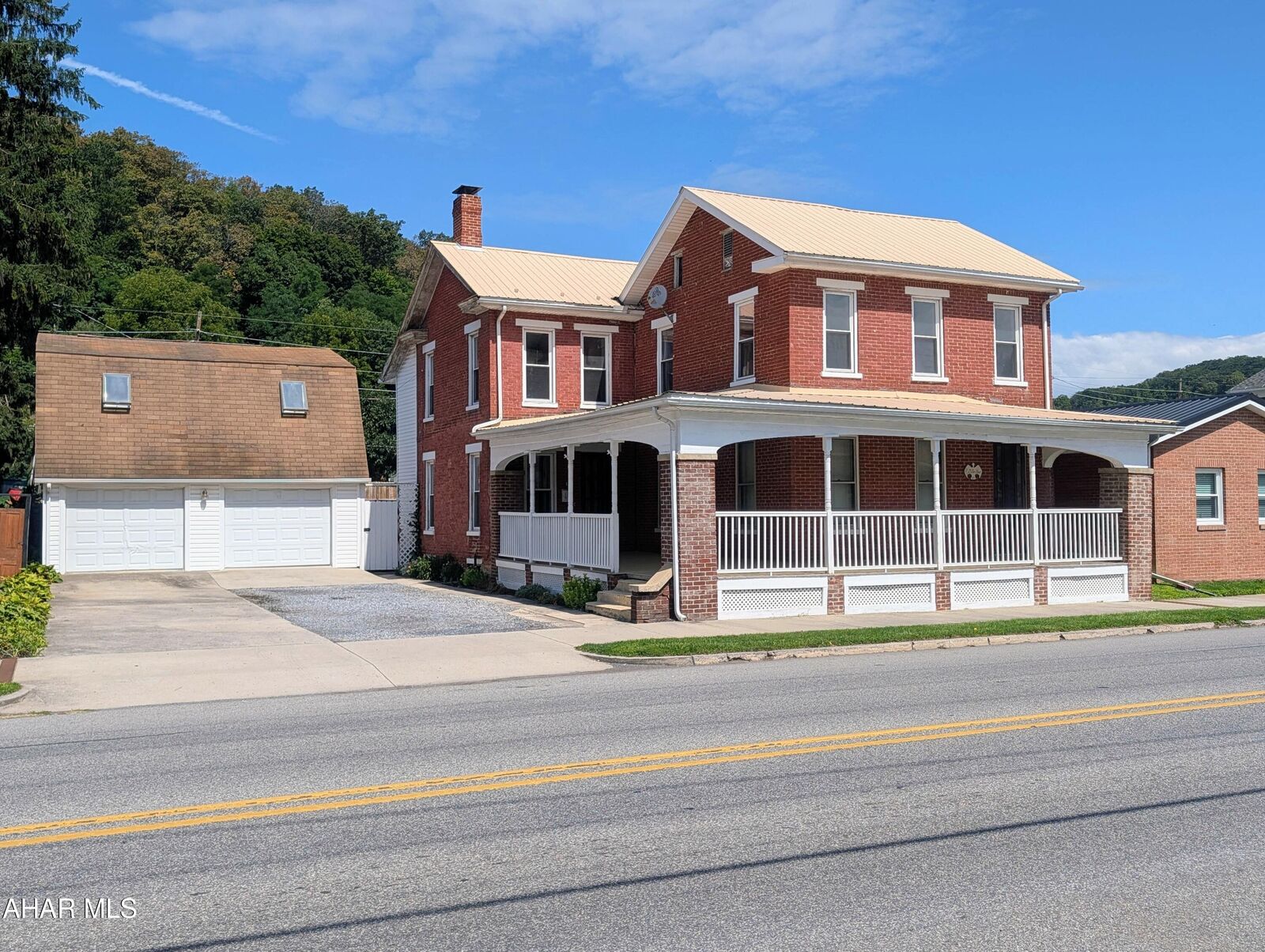 Property Photo: 131 W Main Street PA 15537