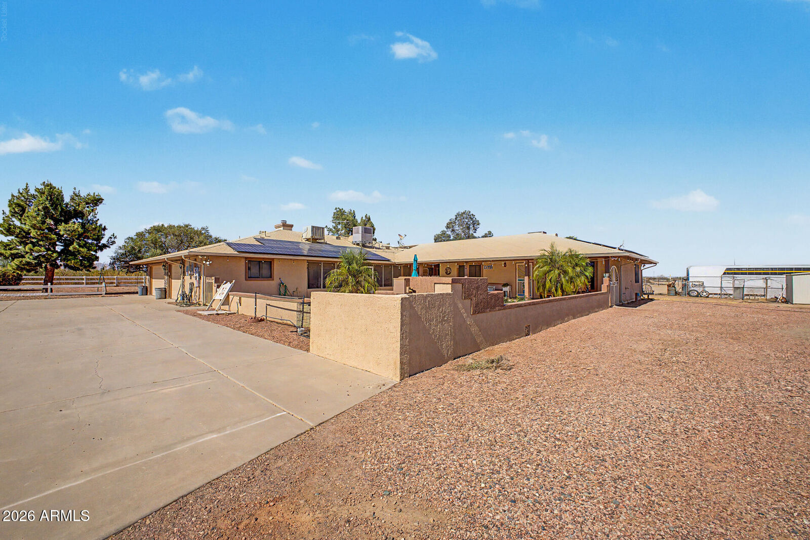 Property Photo: 20537 W Gordon Way AZ 85361