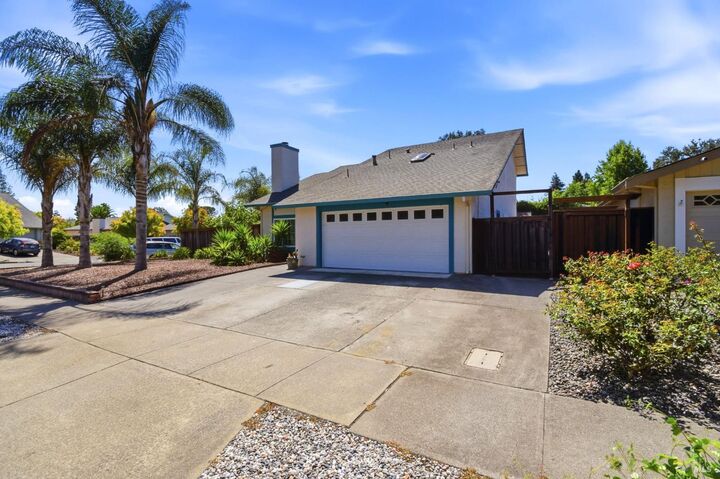 Property Photo:  2432 San Sebastian Avenue  CA 95401 