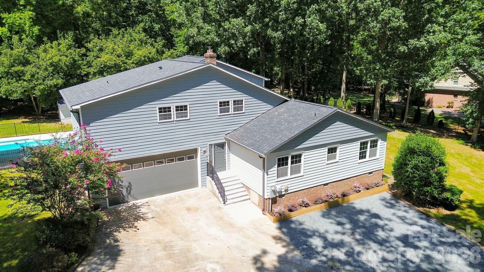 Property Photo: 5225 Mayhew Country Drive NC 28227