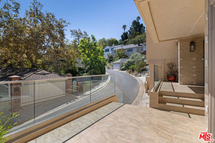 Property Photo: 3751 Prestwick Dr CA 90027