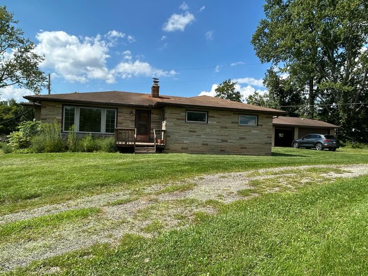 Property Photo:  8415 New Albany Condit Road  OH 43081 