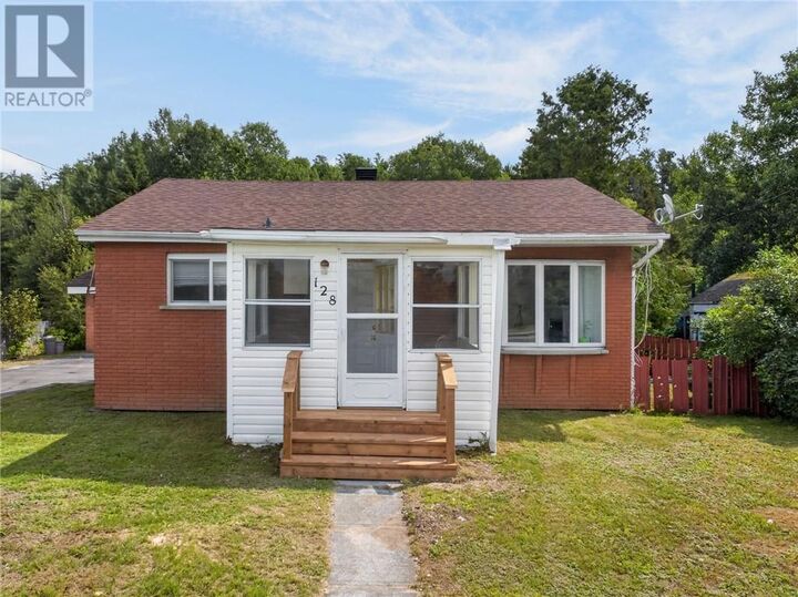 Property Photo:  128 First Avenue  ON P0M 2C0 