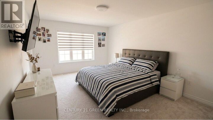 Property Photo:  1549 Cranberry Crescent  ON L9E 1P5 