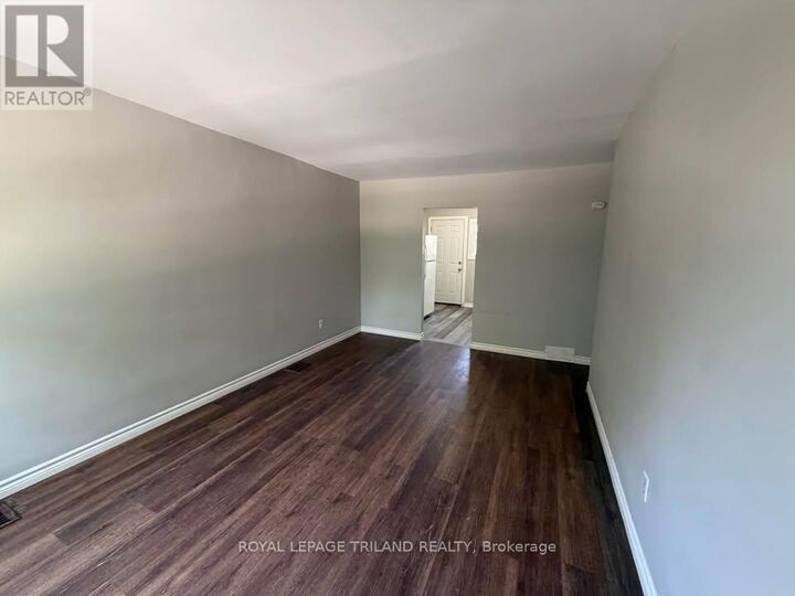 Property Photo:  202 Colborne Street B  ON N6B 2S2 