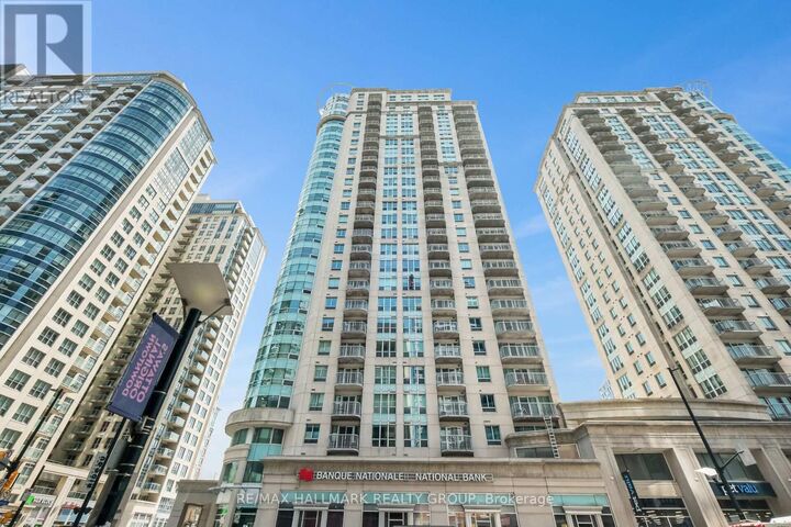 Property Photo:  234 Rideau Street 2404  ON K1N 0A9 