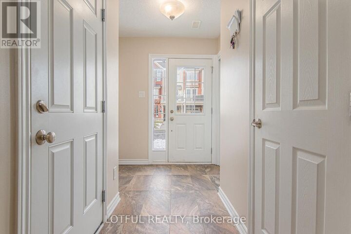 Property Photo: 609 Foxlight Circle ON K2M 0L9