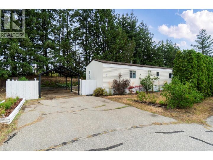 Property Photo:  1361 30 Street Southeast 85  BC V1E 2N4 