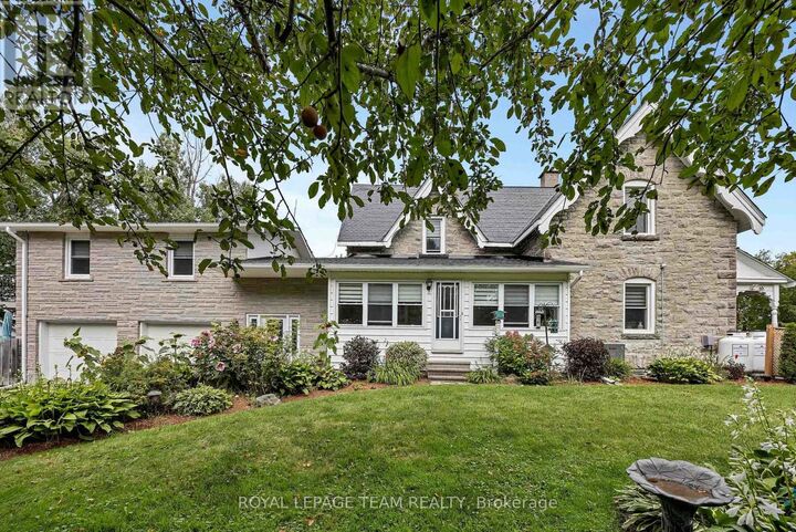 Property Photo:  5961 Old Richmond Road  ON K0A 2Z0 