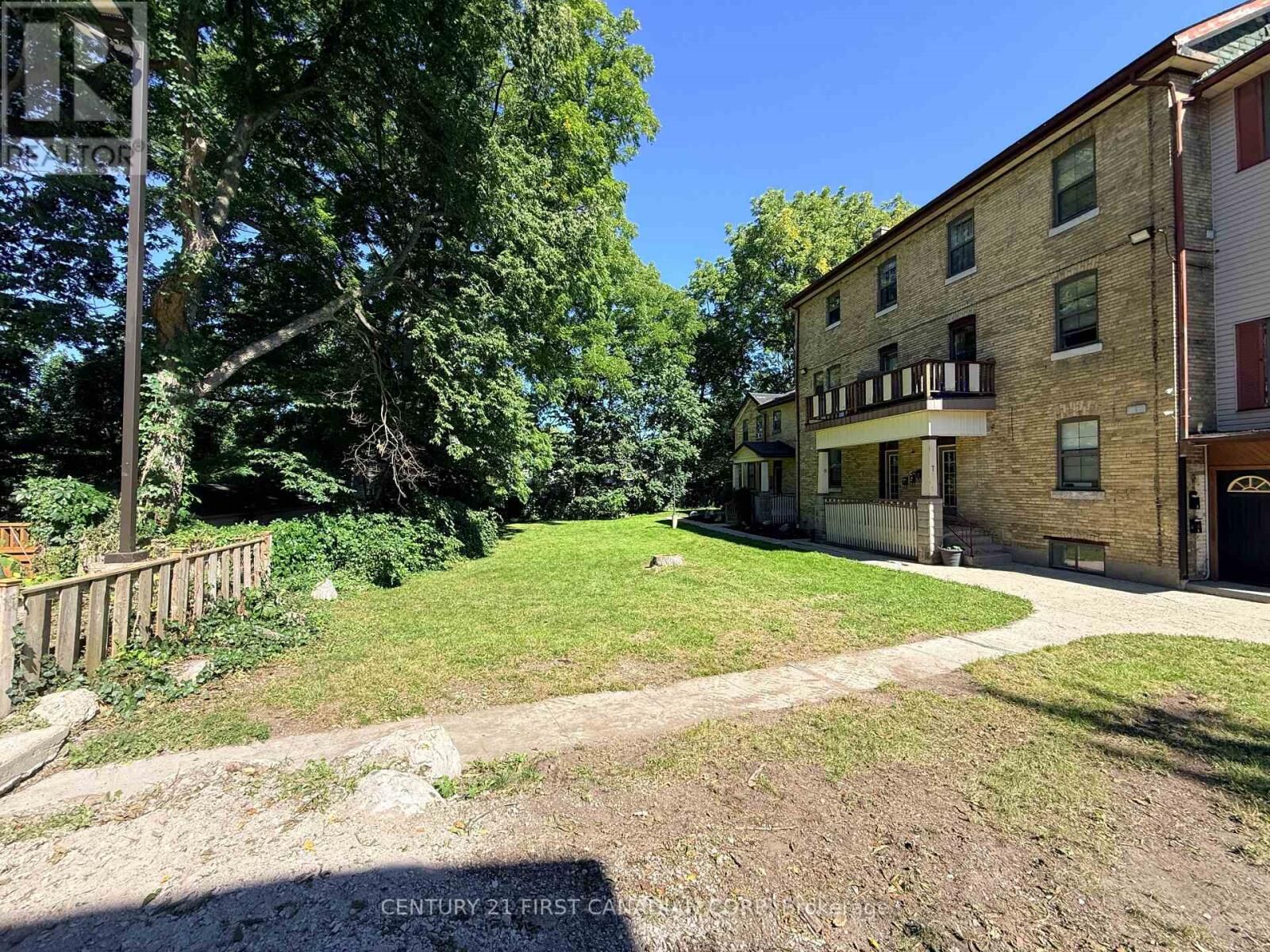 Photo de la propriété: 1 Waverley Place 4 ON N6B 2C3