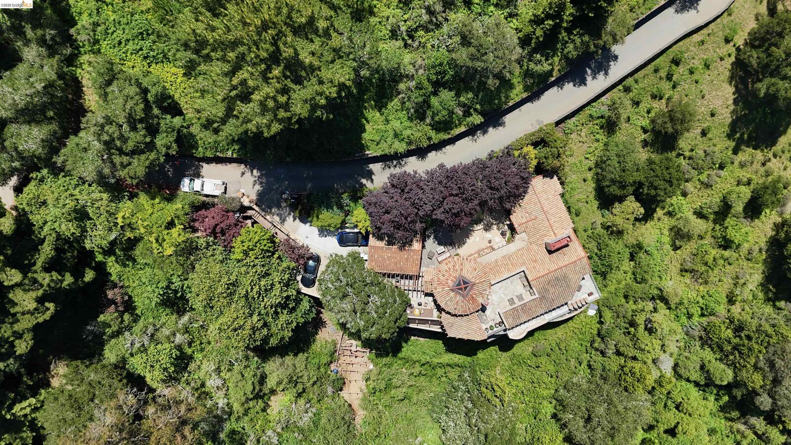 Property Photo:  11 Drury Ct  CA 94705 